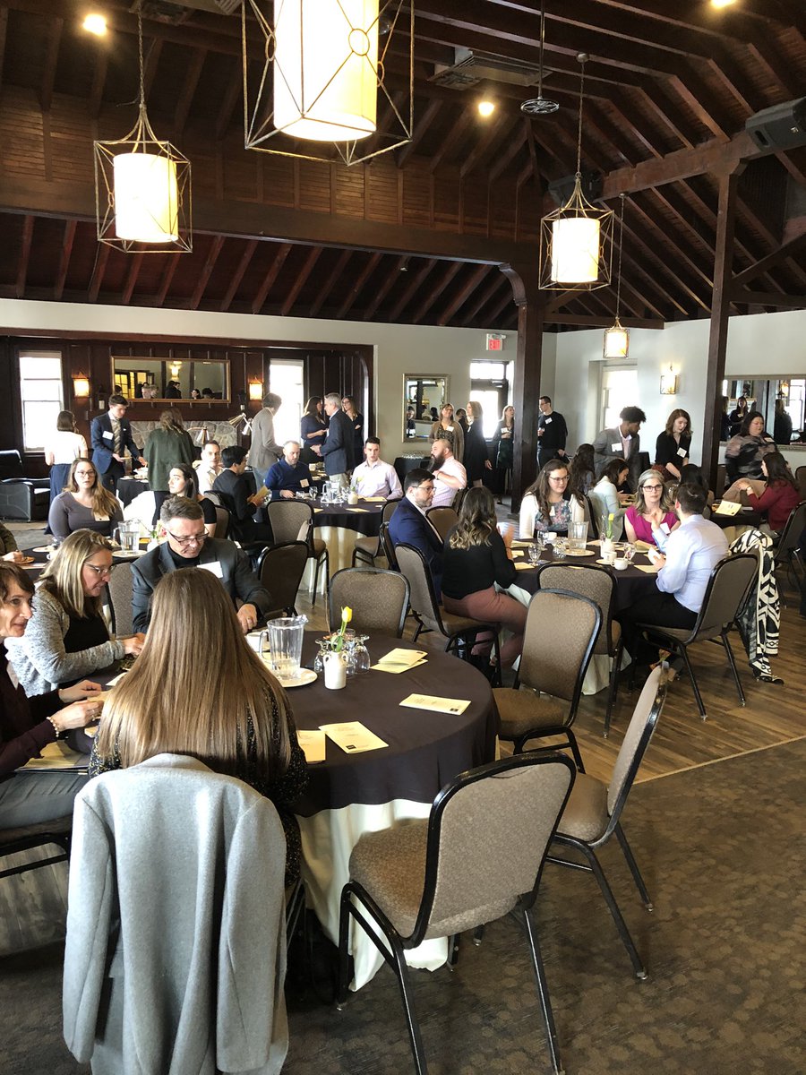 emfenner's tweet photo. Getting ready to honour our top employers and celebrate the success of our outstanding #coop students expguelph #uofguelph #WILPower #CEWIL2020 #EWOcoop #WIL #ExperientialLearning https://t.co/RYZztufCq4
