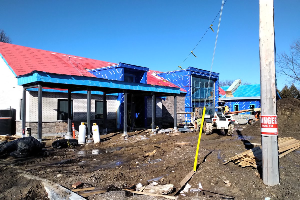 SteveJCordes's tweet photo. From the entrance, to the common space, to the yard and finally, the individual rooms, the new @YOU_London #youthshelter is taking shape! This will be such a vital resource in helping solve youth homelessness in our community. #housingfirst #community https://t.co/OayNLnITa8