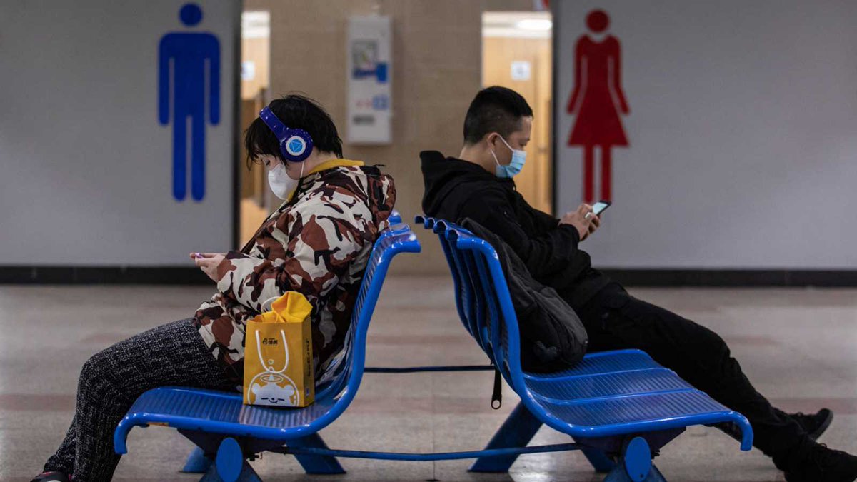 #5Mar Productos que se ofrecen como remedios efectivos contra el coronavirus o inversiones para desarrollar curas a la enfermedad y que prometen un rápido enriquecimiento son algunos de los nuevos timos que aparecieron en Nueva York con la llegada del COVID-19. #TVV #TVVNoticias