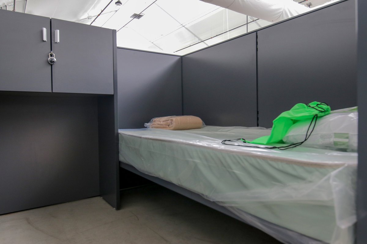 Image of a shelter bed inside the A Bridge Home Hope St.