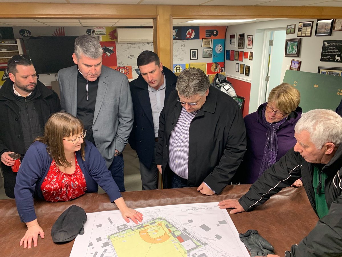 ElectDaveWilton's tweet photo. 1/3: I was pleased to bring Premier @StephenMcNeil to meet with community volunteers and organizers of the HAWKS DREAM FIELD project - a project that has been a priority of mine for some time. #nspoli https://t.co/GUwYY9i5WF