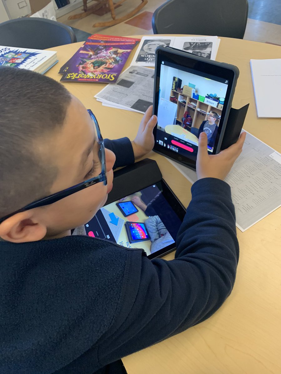 wemlet's tweet photo. @LafayetteROAR Student Tech Team acting out active listening scenarios to practice tech skills! Great job facilitating this amazing group of learners @4thGradeMuggles & @A_Groff13! #applepips #SDOLTECH @SDoLancaster https://t.co/uoE8MIl8a2