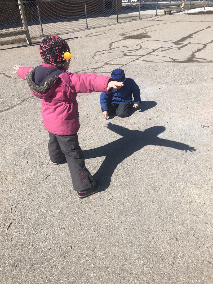 Siobhan_Gillen's tweet photo. The sun was out today and so were our shadows! This lead to a discussion on what makes a shadow and then we traced them. 
We learned that “light travels in a straight line and our bodies block the sun which makes a shadow”
#outdoorlearning #tvdsbkinder @Westmount_ps @ash_eveson https://t.co/rmmiE1BOvE