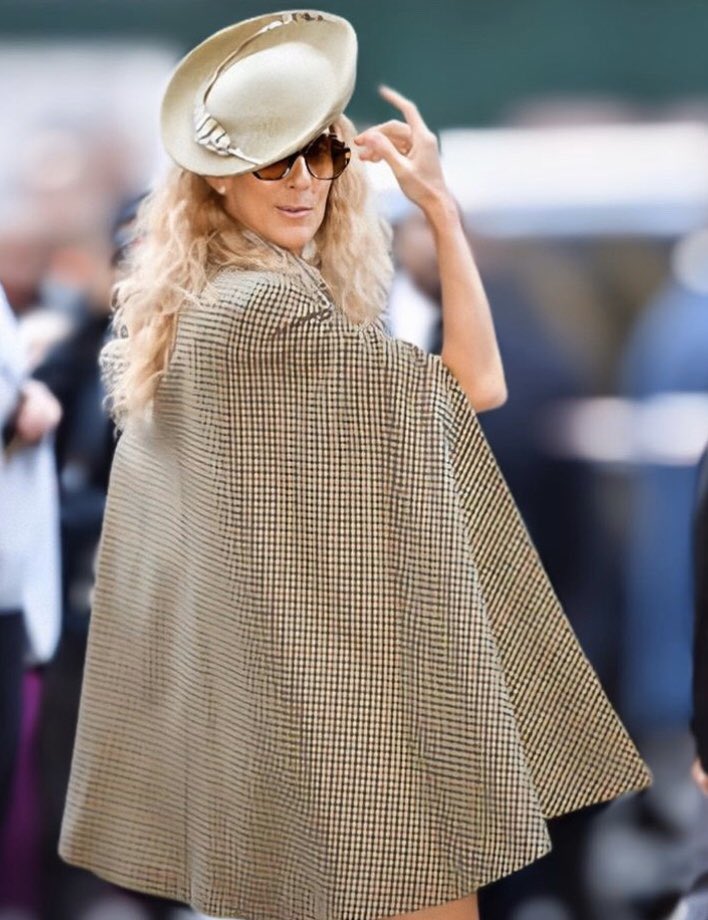 clotilde271289's tweet photo. @celinedion #CelineDion divine à New York 💙💙#celinedion #newyork @BFABRICEE @LesRedHeads @cditalia @slaylinedion @celinedionorg2 @CelineDNorway https://t.co/TWGz6oiQZ1