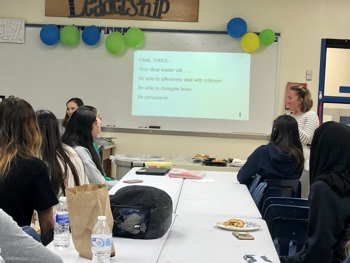 SWS_FCPS's tweet photo. Ashley Curl, School Social Worker at Fairfax HS, spoke with a freshman leadership class today about food insecurity and ways to address this, including through the school's food pantry. Student voice is so impactful! #SSWweek2020 #BeaconofHope https://t.co/xqDjVTflLj