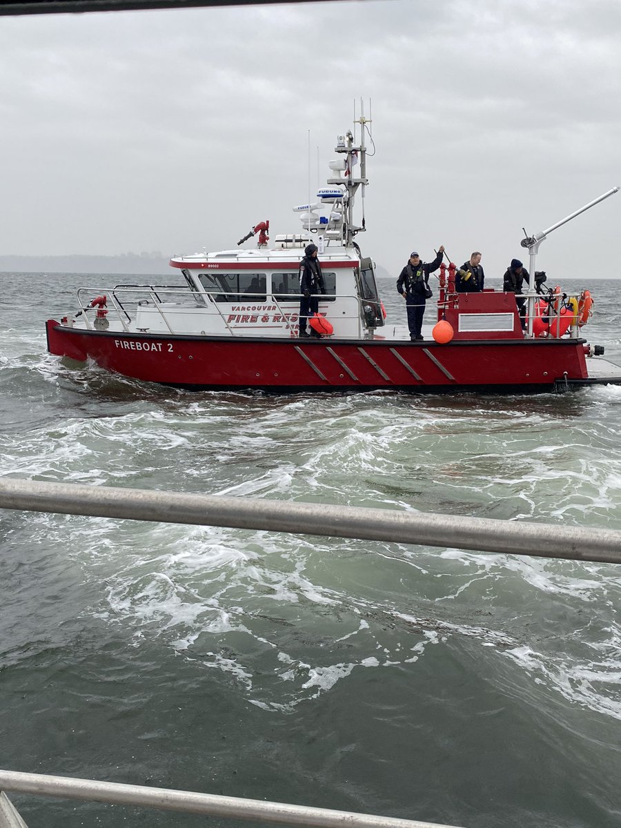 On maneuvers with <a href="/Vfrs/">Fred Makuch</a> Fireboat 2 - view from Fireboat 1