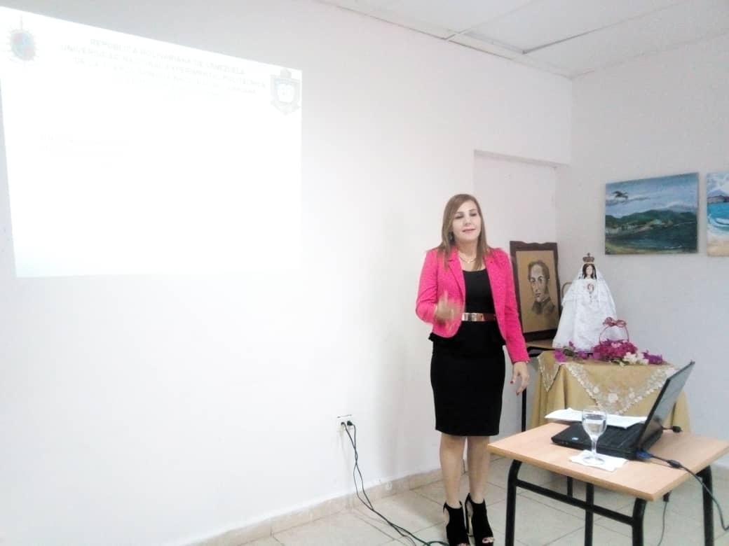 UnefaVrrOrienta's tweet photo. En el Núcleo @NNuevaesparta se desarrolla Defensa de Postgrado de la Especialización en Procesal Laboral https://t.co/dGCIkYTVhK