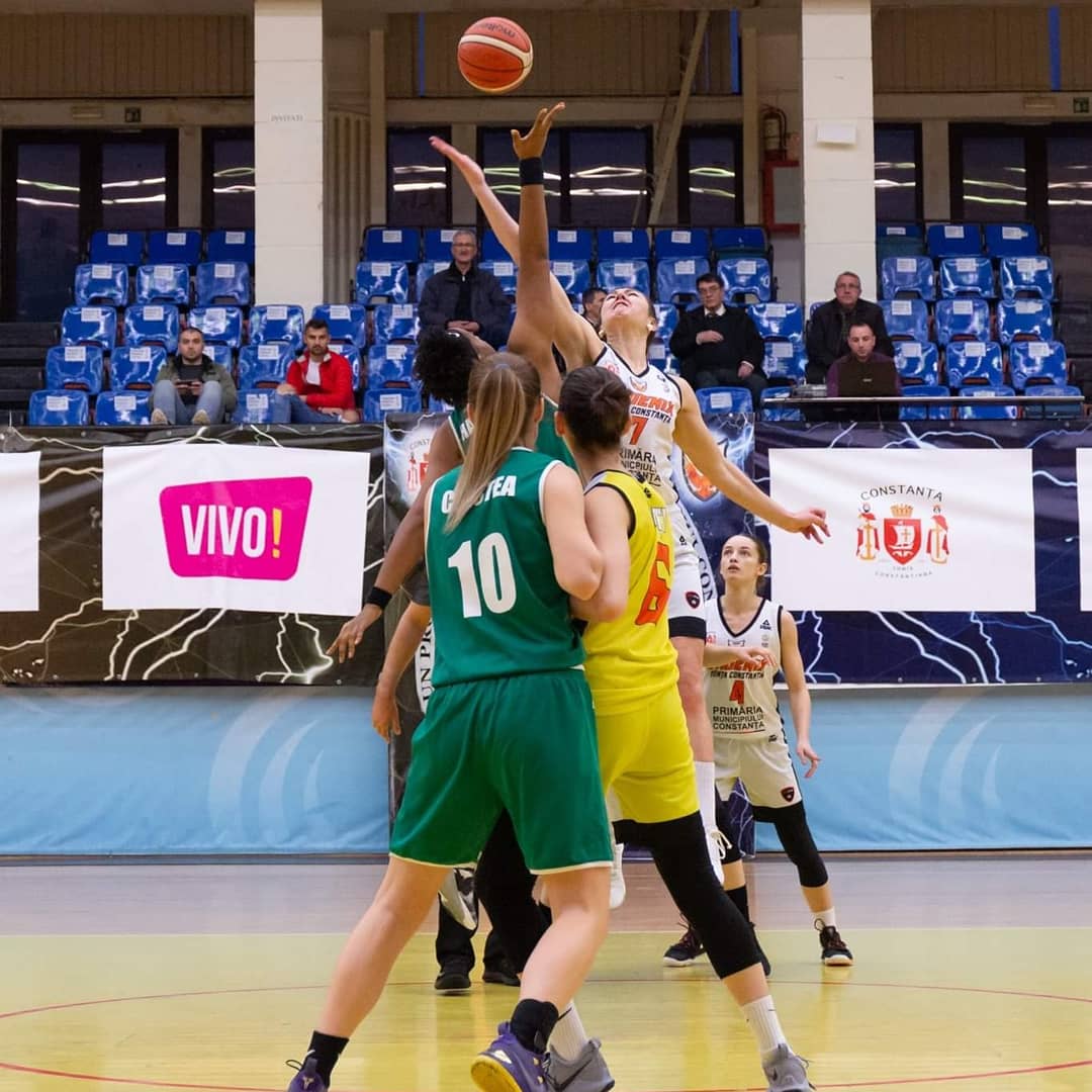 jahact80's tweet photo. Some action pic's of Jordan @tooblue_50 yesterday against CS Phoenix Constanta π·π΄.
#AgronomiaBucuresti #50 #LigaNationala #Baschetro #EuroBasket π #AlfaGlobe π https://t.co/TLtVNReu0v