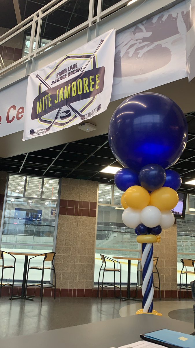 Let’s do this!!  The Mite Jamboree is kicking off!!!  #lakerjam2k20 #plsha #priorlakesavagehockey #stateofhockey
