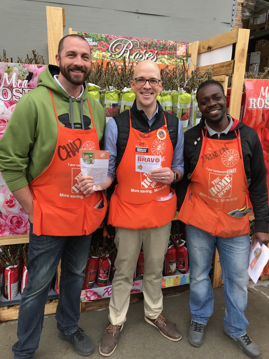 Some well deserved recognition for Brendon our Operations associate of the month and for Chad for completing the lift equipment checklist every Saturday without being asked.