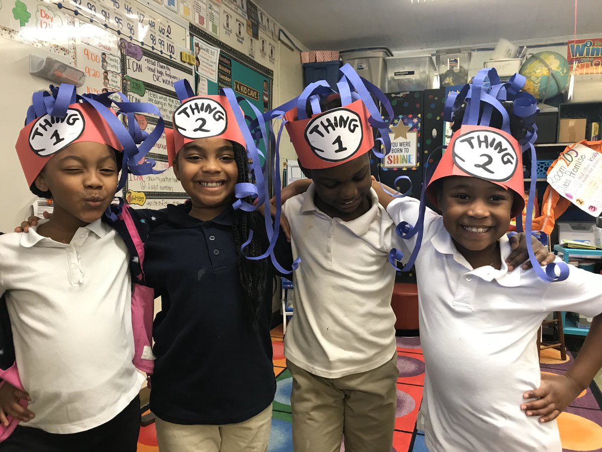 ElementaryJfk's tweet photo. Thing 1 and Thing 2! We KNOW how to work together at JFK! @wilcox_bob @kckschools @TMSanders2 https://t.co/lblqfYkhXi