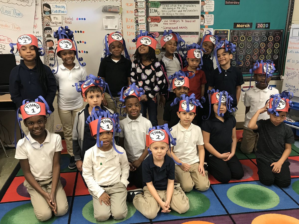 ElementaryJfk's tweet photo. Thing 1 and Thing 2! We KNOW how to work together at JFK! @wilcox_bob @kckschools @TMSanders2 https://t.co/lblqfYkhXi