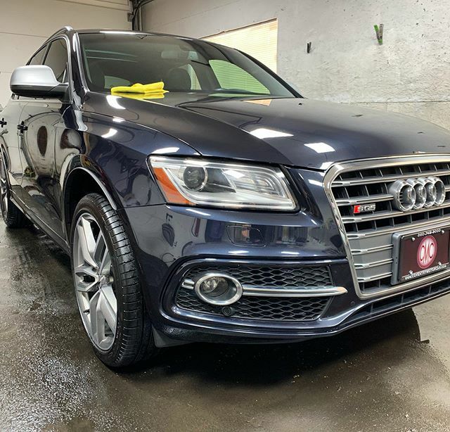 CovMotorcar's tweet photo. SQ5: serviced, detailed and all ready for Matt &amp; Heather’s arrival in the morning!  #coventrymotorcar #cmc #cmcdetail #cmcservice #audi #sq5 #quattro #quattrogmbh https://t.co/GU81DtqNoA