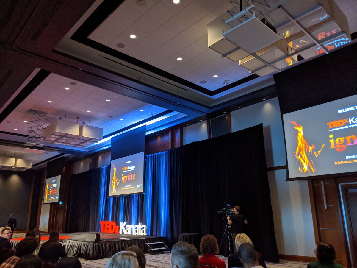 ZolnarOrTom's tweet photo. It is all about asking questions... @TEDxKanata https://t.co/qehLyOmbSf