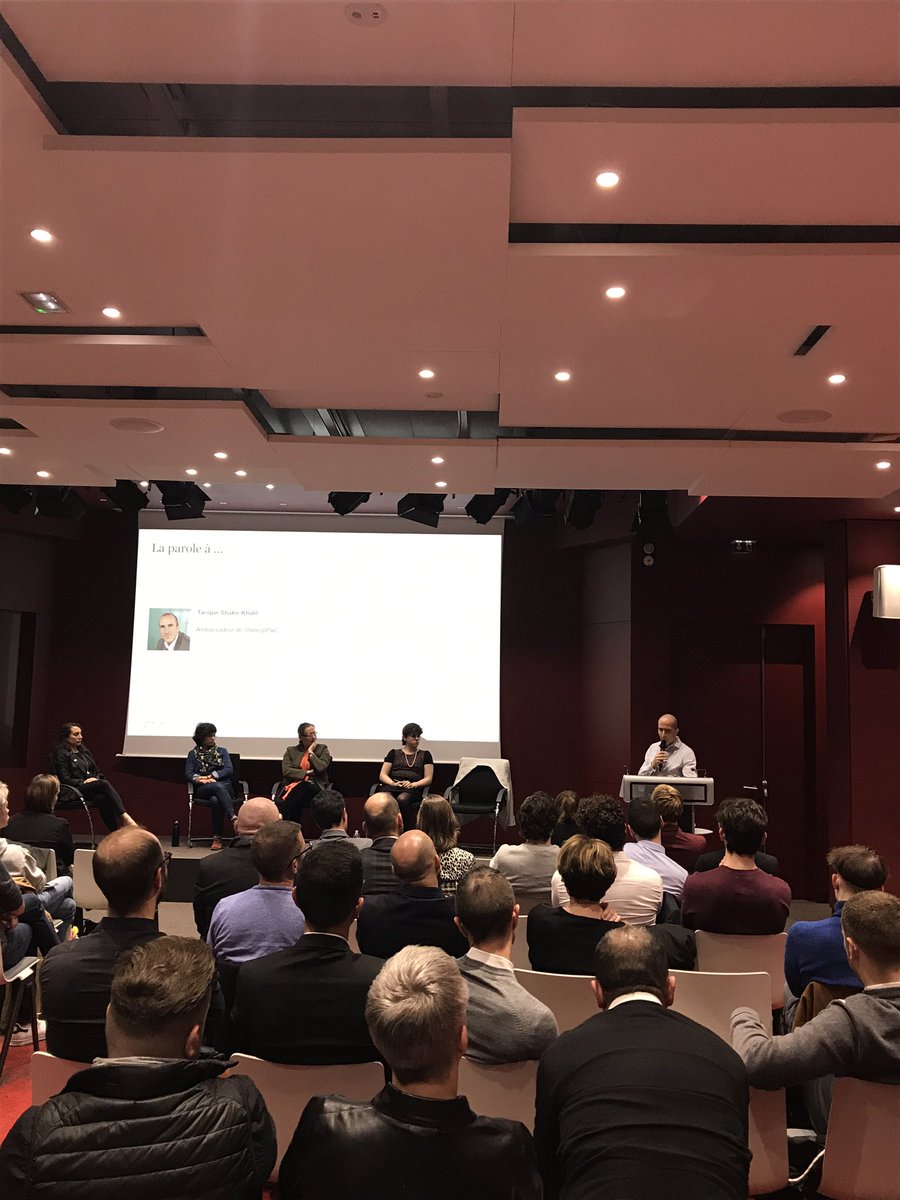 PwCCarrieres's tweet photo. « Voir que mon fils de 13 ans a été capable de révéler sa
transidentité à ses camarades me donne à penser qu’une entreprise
serait heureuse d’avoir un collaborateur avec autant de détermination. » @Tariquesk1, à propos de son expérience de parent.
#rsePwC #insidePwC https://t.co/v7odsPJE72