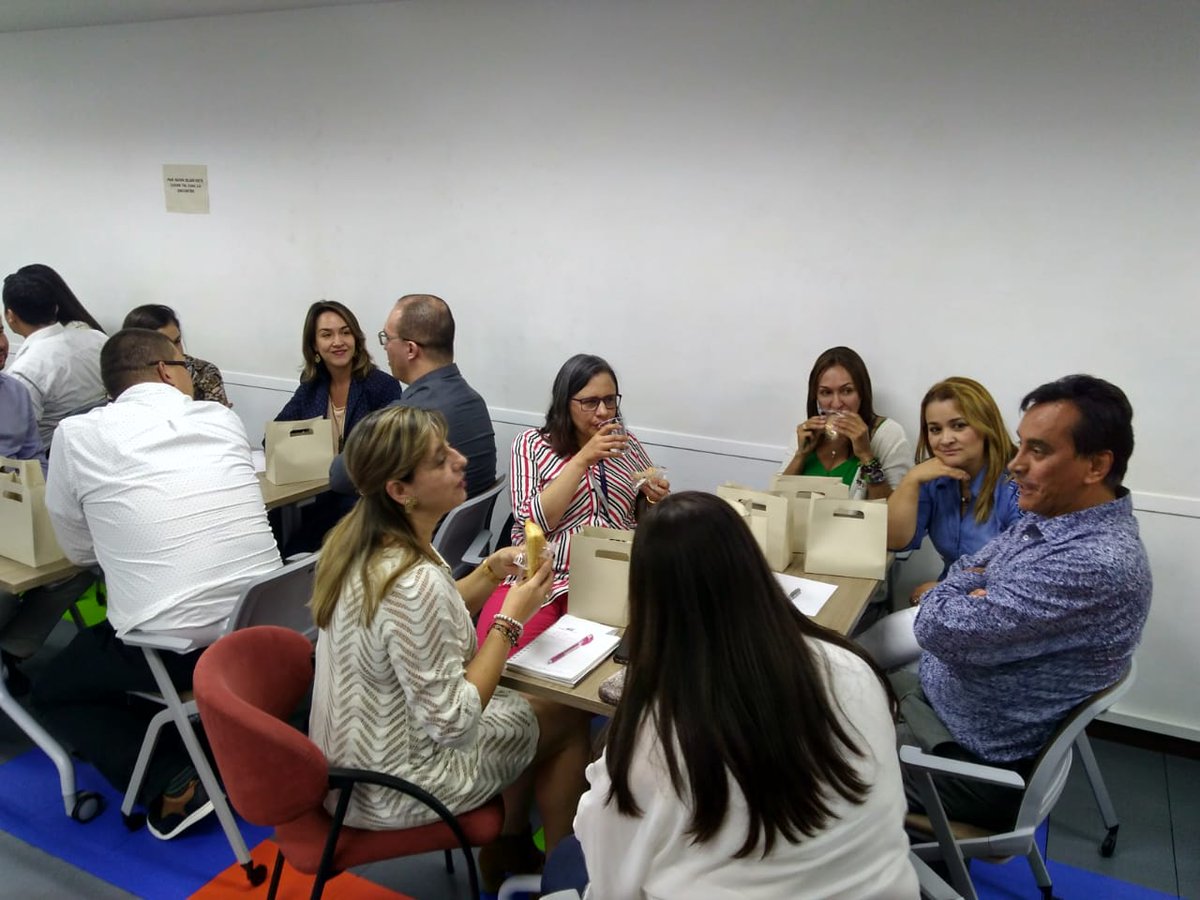 InterSoftwareCo's tweet photo. Iniciamos con la #RedComercialesISW porque creemos en la creación de valor a partir de las diferencias y competencia #SomosIntersoftware https://t.co/soPcBHnI40