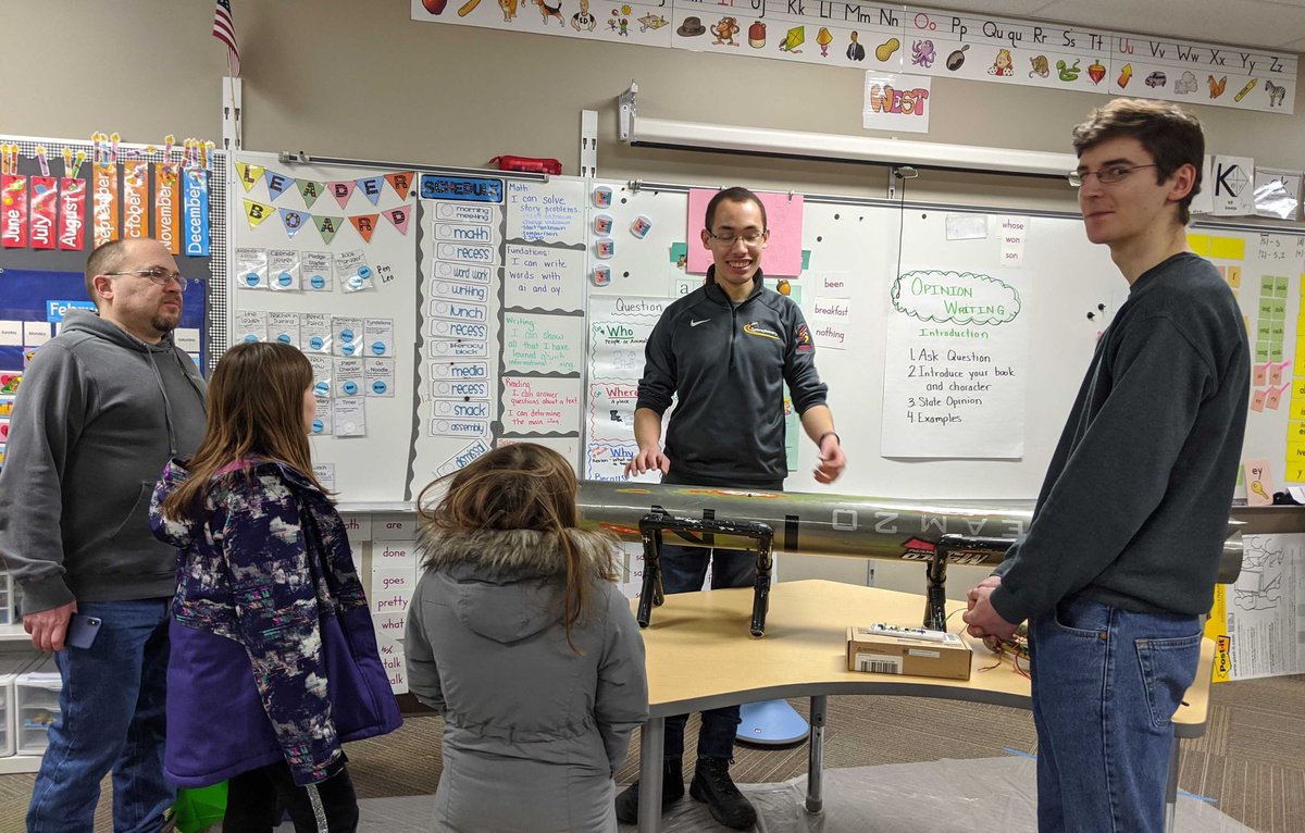 Last Friday we attended Fellows Elementary school's Science Night! We had the chance to educate the community about Cyclone Rocketry's mission and inspire some future rocket scientists!

#CyRoc2020