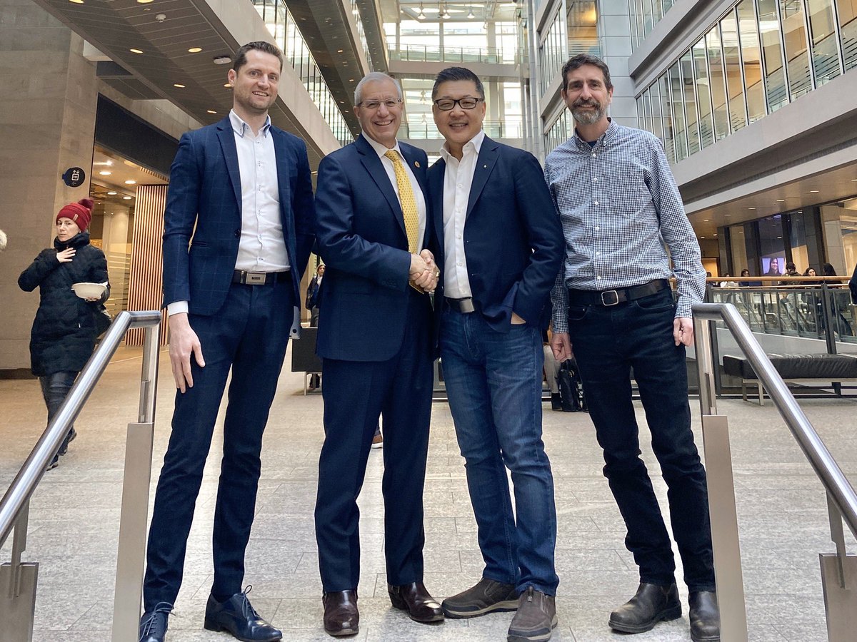 VictorFedeli's tweet photo. A good afternoon at @MaRSDD! Globally recognized for innovation, MaRS plays a vital role in making Ontario a destination for innovators and investment. In fact, they provide support to over 1,340 entrepreneurs and companies across the province. https://t.co/MjRb8Gh1nQ