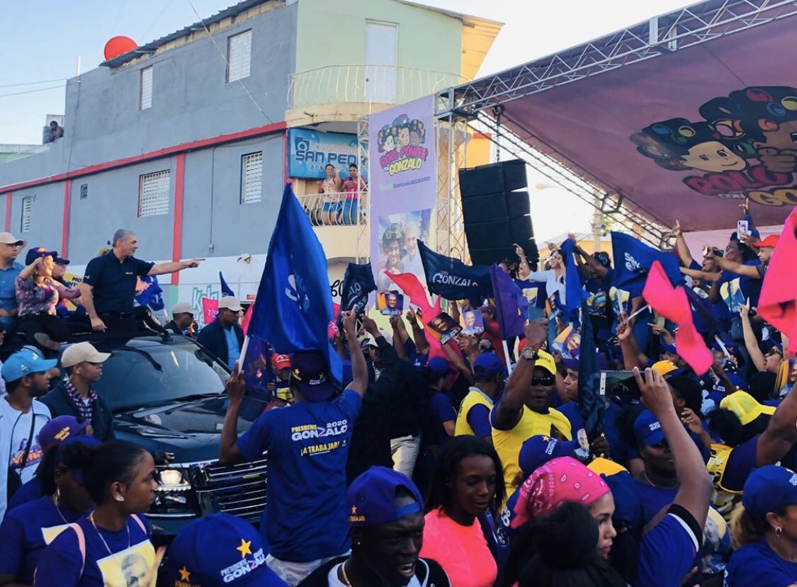 GriselSanchez4's tweet photo. Las Calles de San Pedro de Macorís se desbordan en apoyo a @Gonzalo2020RD, el @PLDEnLinea, sus candidatos y los Partidos Aliados. ¡Gonzalo Presidente!
— #GS🦋 —
#RoloPower #SanPedroEsDeGonzalo #GonzaloPresidente #EnroladasConGonzalo https://t.co/mZoFmIi8u3
