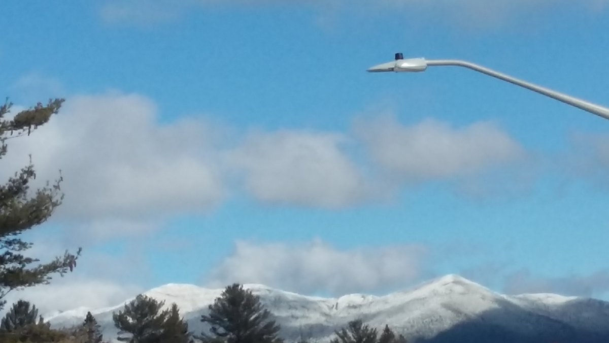 AlpineInnLP's tweet image. Come enjoy this amazing view with us @ the Alpine Inn
#AlpineInnsMajesticADKs