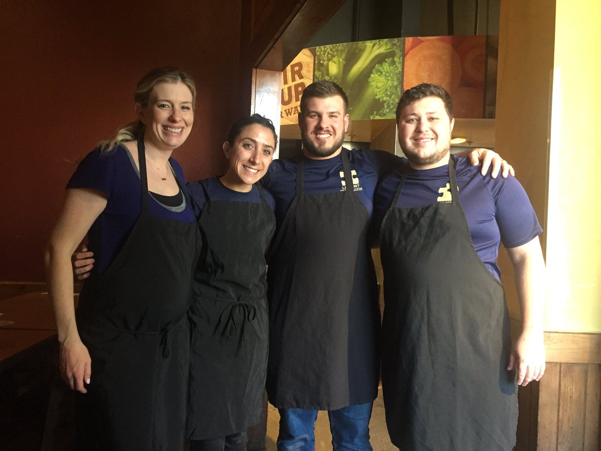 lhs210drflores's tweet photo. Come check out this group of grillers at BD Mongolian Grill between 4-8pm! All proceeds go to the LHS Special Education Scholarship! #GoLemont #GoMr Dylla #GoMrHayes
@luciolhs2101 @meaganjohnson7 https://t.co/vXvmM9Pyfx