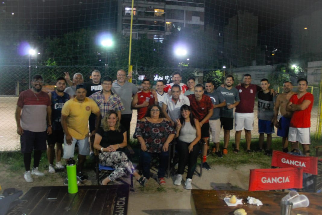 Hermosa noche con los compañeros de #Guerrini en villa luro. 

#ElEquipoDeRamonMuerza 
#GranateMorada