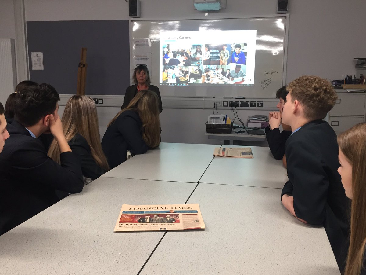 DeanesCareers's tweet photo. Year 10 #NCW2020 thank you Jacqui Dobson #FinancialTimes for your time with our students today #promise4 https://t.co/5Z7Sq8fSYm