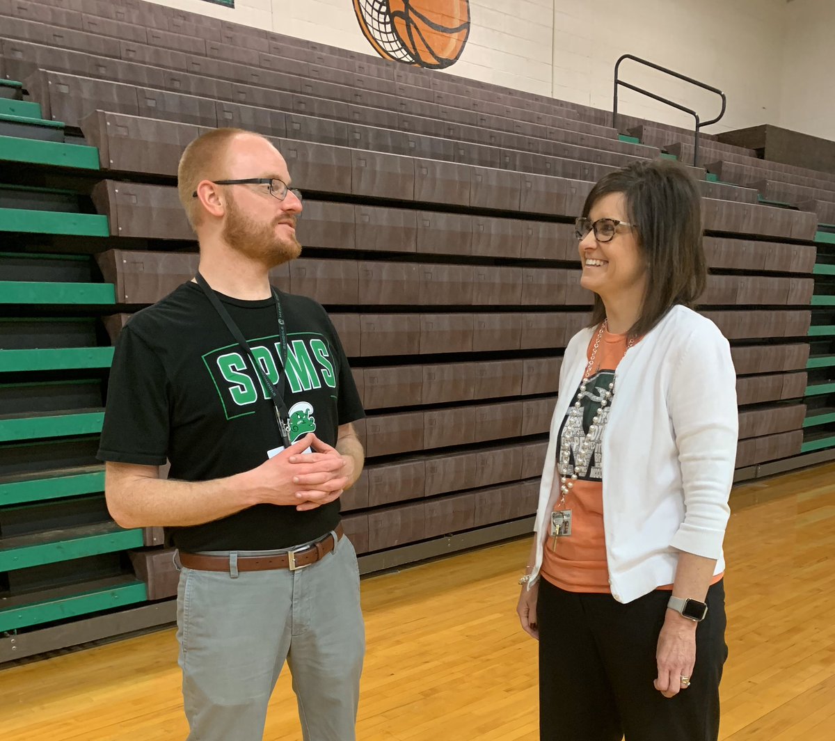 JSchmidtMC's tweet photo. Super excited to welcome our incoming freshman and their families to PowerPact Night 2020! Our student leaders and advisors are rockin it as they show off what we do and have to offer @MEADECOUNTYHIGH @StuartPepperMS
#WeAreMeade
#alloneallin https://t.co/jsJ0IjyfmV