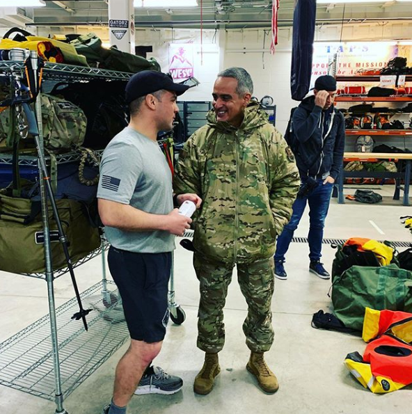 The_USO's tweet photo. The USO has teamed up with the Vice Chairman of @thejointstaff Air Force Gen. John E. Hyten and Senior Enlisted Advisor to the Chairman Ramon Colon-Lopez. Thanks @ScotArmstrong22, @mrmattwalsh, Brad Morris, @LOCASHmusic, @ilimanator and DJ J. Dayz! #USOTour2020 #GenHyten #SEAC4 https://t.co/p7F31nhaAd
