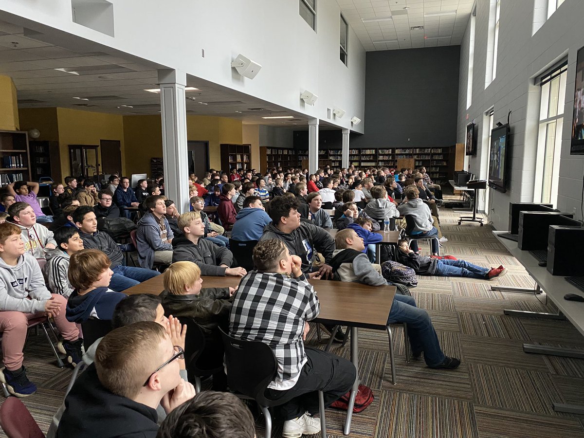 lfmsbruins's tweet photo. Absolutely the best group of 7th/8th graders around! Assistant Principal Carissa Sapp and Counselor Cana Kinder presented our Anti-Bullying Campaigns “Finding Kind” for our Lady Bruins and “The Wonder of Finding Kind” for our Bruins. Student responses were incredible! #FindKind https://t.co/eEyVtJlEdI