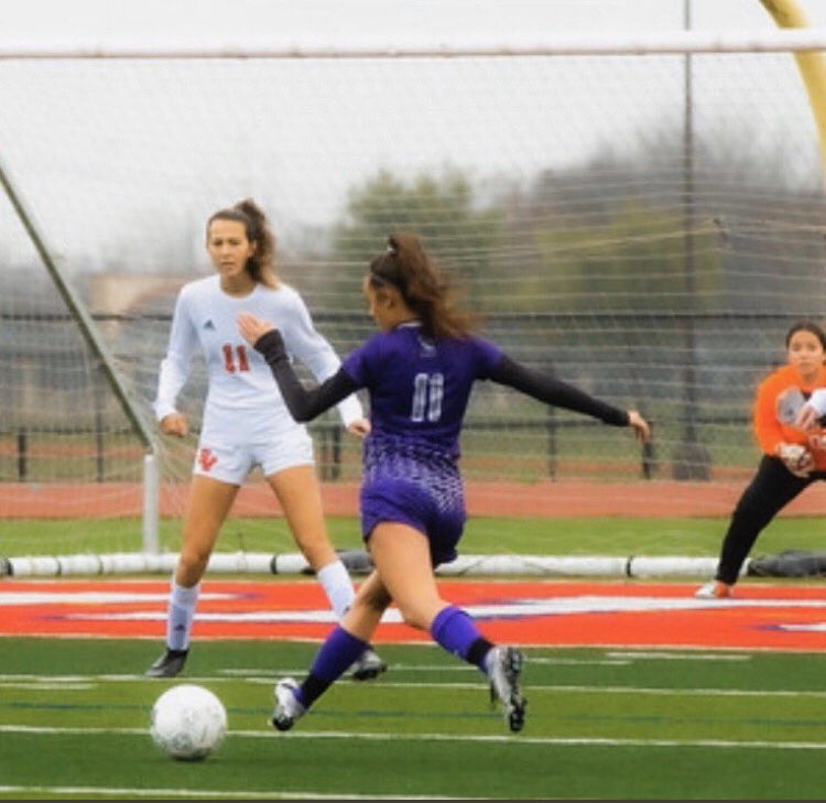 Lady Hound Soccer (@ladyhoundsoccer) on Twitter photo Congratulations to Brianna Barrera!!
Welcome to the 💯 club‼️‼️‼️
Bri scored 5 G⚽️ALS 🆚 Canyon Lake bringing her to 1⚽️⚽️ career goals🔥🔥🔥
Proud of you Bri👏🏼👏🏼👏🏼👏🏼
#Bri100 #LadyHoundSoccer #100Club <a href="/LadyHoundSoccer/">Lady Hound Soccer</a> <a href="/BearkatsSOC/">Sam Houston Soccer</a> Congratulations to Brianna Barrera!!
Welcome to the 💯 club‼️‼️‼️
Bri scored 5 G⚽️ALS 🆚 Canyon Lake bringing her to 1⚽️⚽️ career goals🔥🔥🔥
Proud of you Bri👏🏼👏🏼👏🏼👏🏼
#Bri100 #LadyHoundSoccer #100Club <a href="/LadyHoundSoccer/">Lady Hound Soccer</a> <a href="/BearkatsSOC/">Sam Houston Soccer</a>