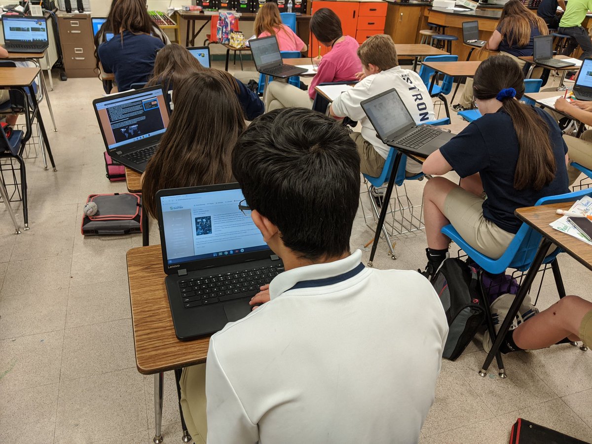 Azulsp's tweet photo. 7th grade Science Honors students working on their research paper on Earth's Biomes. Might be the last day before spring break, but they are still working hard on their project. So proud of them!
@NimitzMiddle @ECISDScience
#wearenimitz
#ECISDScienceROCKS https://t.co/8eAfSrXDbH