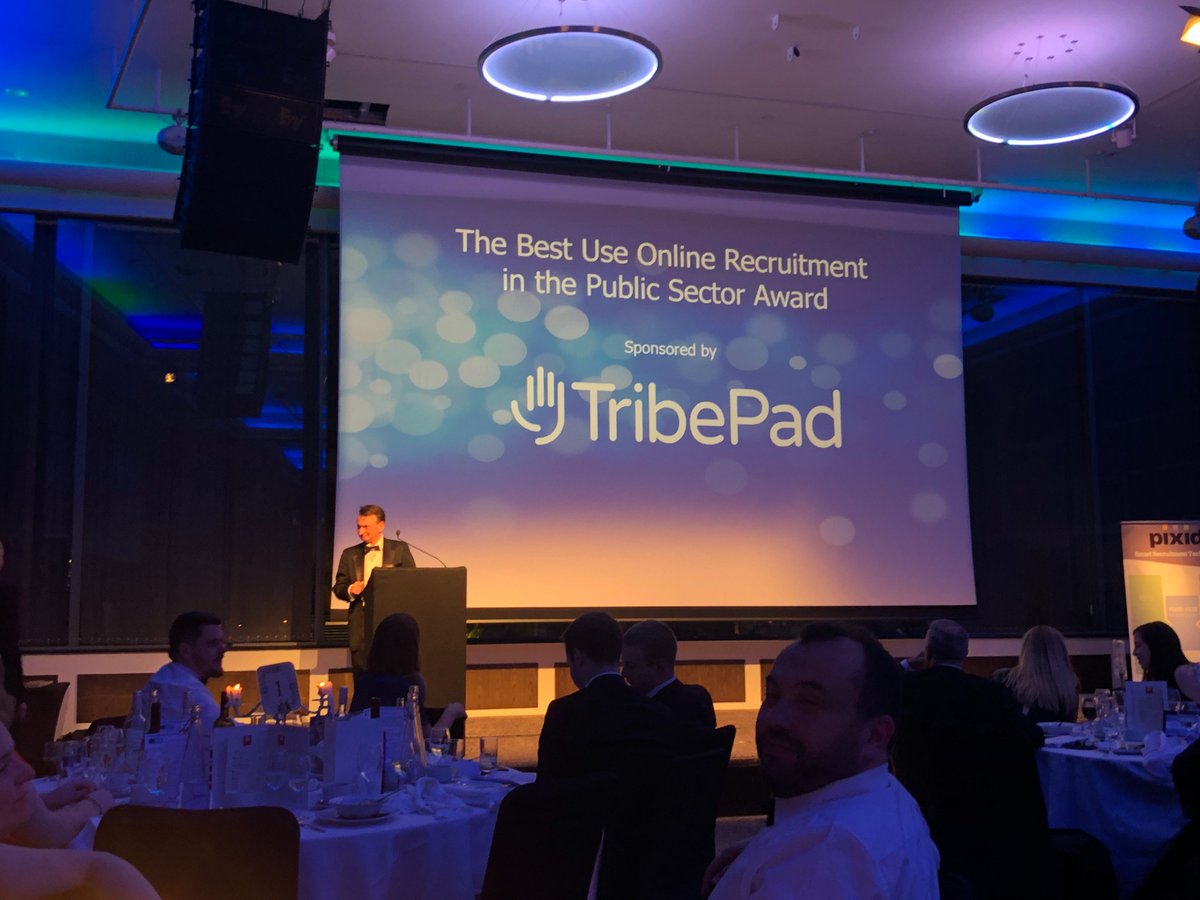 Tribepad's tweet photo. 🏆Congrats to @WeAreLiveWest who won The Best Use of Online Recruitment in the Public Sector Award at the #Onrecawards 🏆
🥂Hope you all have a great night celebrating! 🥂
#Awards #onrecs #winners https://t.co/98557p38Gi