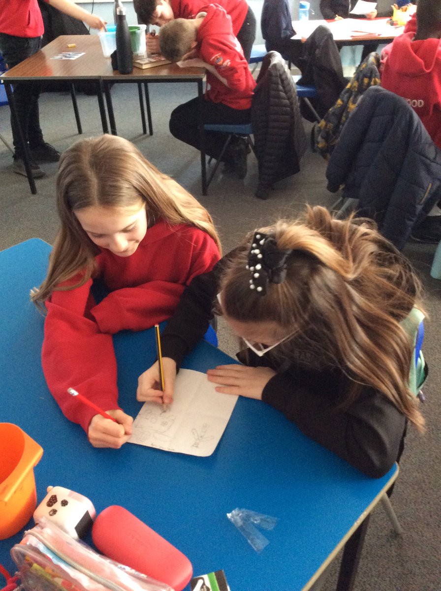 MauricewoodPS's tweet photo. #P7L created shared storyboards through illustration. Lots of plot twists as the boards were passed around! #WorldBookDay #LovetoRead https://t.co/U4jsGRlzyG
