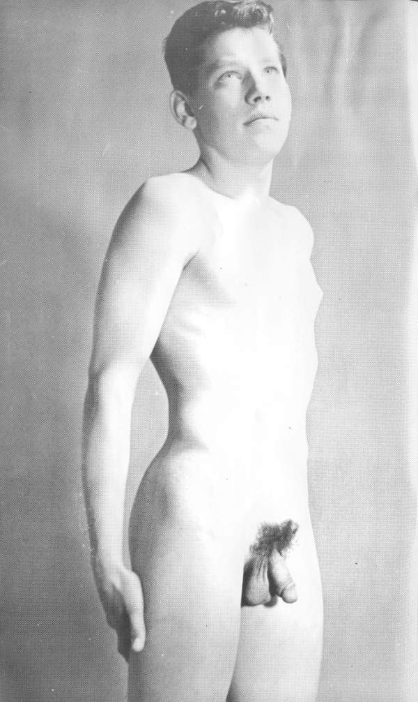 creatureblackl1's tweet photo. Dave Carpenter [Photos by J. Brian aka Calafran aka Galerie Vitruvian] San Francisco, 1965 #davecarpenter #jbrian #calafran #galerievitruvian #vintagemen #gaymen #vintagegay #nakedmen #nakedgay #gay #balls https://t.co/PvNWq7I9yu