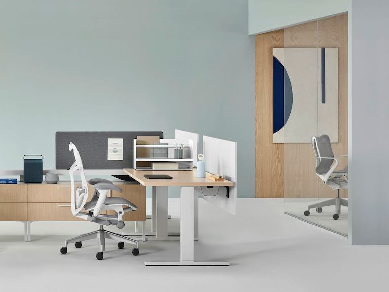 DECODIBO's tweet photo. Canvas Vista es un sistema de escritorios con un diseño inteligente que recorta el tamaño de las estaciones de trabajo, liberando espacio para más personas o esquemas diversos. https://t.co/9Hipov3J0k