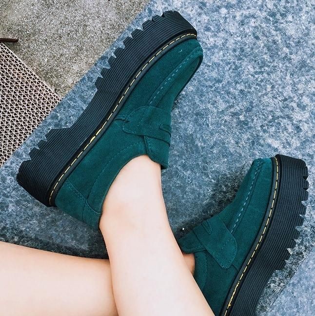 𝑺𝒌𝒚𝒆 𝑴𝒄𝑲𝒊𝒏𝒏𝒐𝒏

          𝐎𝐊𝐀𝐘, 𝐁𝐔𝐓 𝐍𝐎—

the curiously strange mckinnon cousin. resident scottish softie, with heavy dark undertones. probably the nicest slytherin in school. maraudersʼ era.

    #hprp #harrypotterrp
    a #𝐅𝐋𝐄𝐂𝐊 of 𝙜𝙡𝙞𝙩𝙩𝙚𝙧