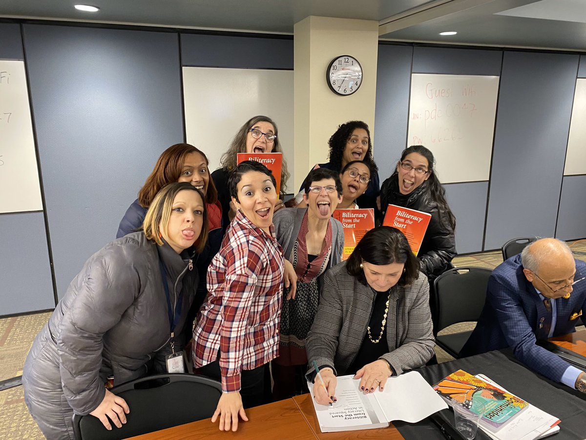 ACruzPhommany's tweet photo. Thankful to our Midwestern RBERN and the ARC for bringing Dr. Kathy Escamilla and their team to strengthen and revitalize the work we do everyday with our MLLs. #fangirlstatus Teachers from @RCSDsch28 getting their books signed - Biliteracy from the Start @hudson28ladd @rcsddome https://t.co/ljZTMwQeRz
