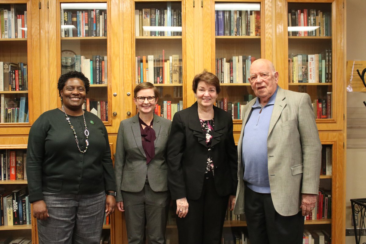 UNTclass's tweet photo. @unthistory celebrated the establishment of the Bullitt Lowry Award for Graduate Students in European History yesterday. Huge thanks to Dr. Sharon Lowry for this generous gift! 

Read more: https://t.co/QngBNjLCn1 https://t.co/a3nicM5lor