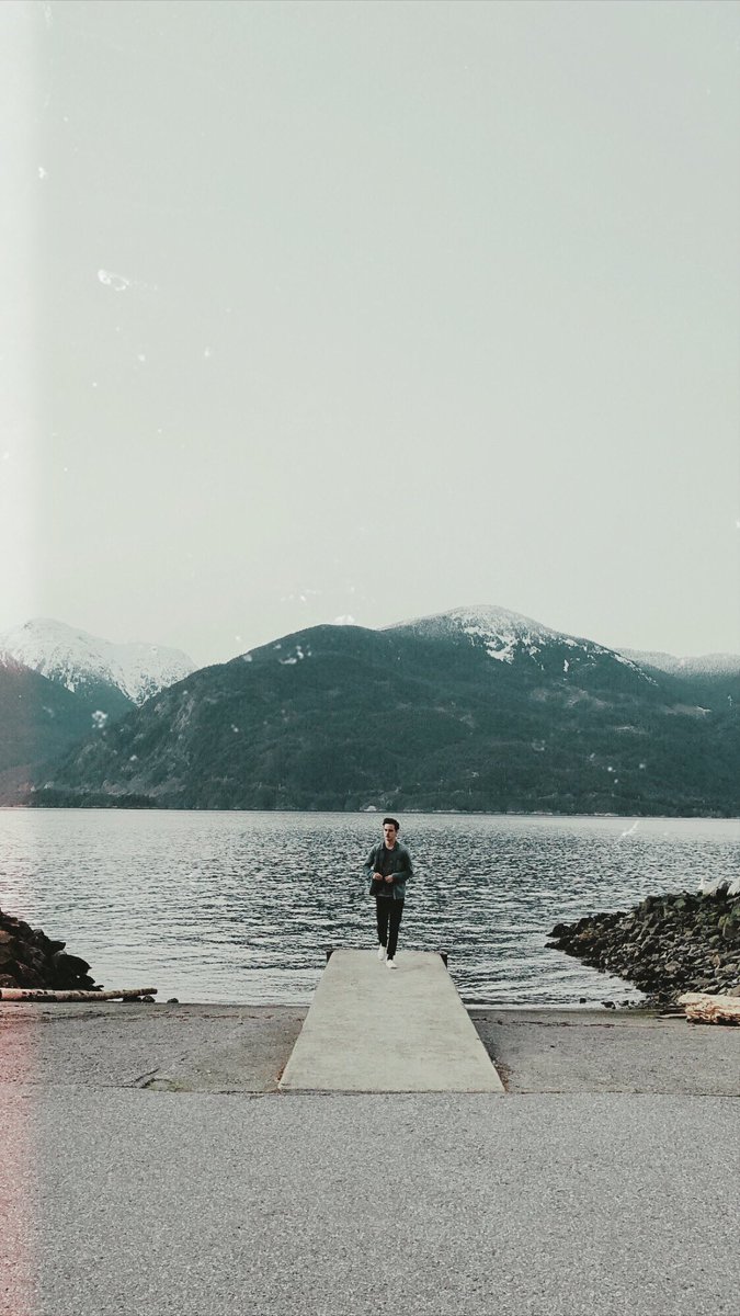 Happy Birthday to this stone cold vixen <a href="/evanjmiller/">evanjmiller</a> ⚡️ Every year we get to spend together, you show me how truly wonderful life can be. Thanks for sharing all life has to offer with me, you are literally the wind beneath my wings.🦅🧡 #hbd  #happybirthday #newmusic