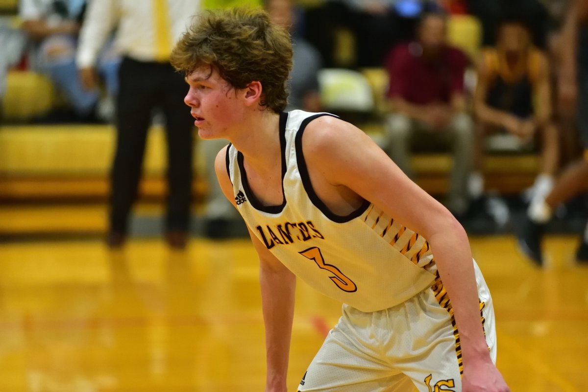 LHSSSTL's tweet photo. A 6-foot-3 junior guard, Jonathan Prange led the Lancers to the Class 3 District 5 title and this week was named a St. Louis Post-Dispatch Athlete of the Week. Congratulations Jonathan! https://t.co/2TDYEjx63t #LSlancers https://t.co/FThvXMUViE