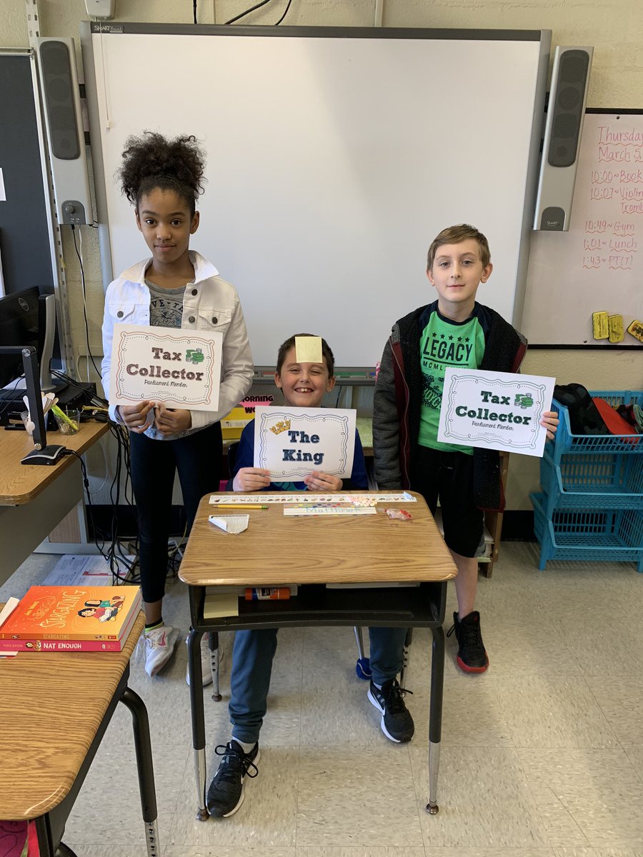 funinfourth149's tweet photo. Learning about the causes of the Revolutionary War. Thank you to our King and Tax Collectors! @WWP_Dalers https://t.co/MHhKmPyOvi