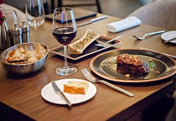 We have a lot on our plates.
Experience artisanal American fare at its finest with a delectable dinenr at <a href="/CPatTheKnick/">CP at The Knick</a>. fal.cn/36Vnl #KnickOfTime