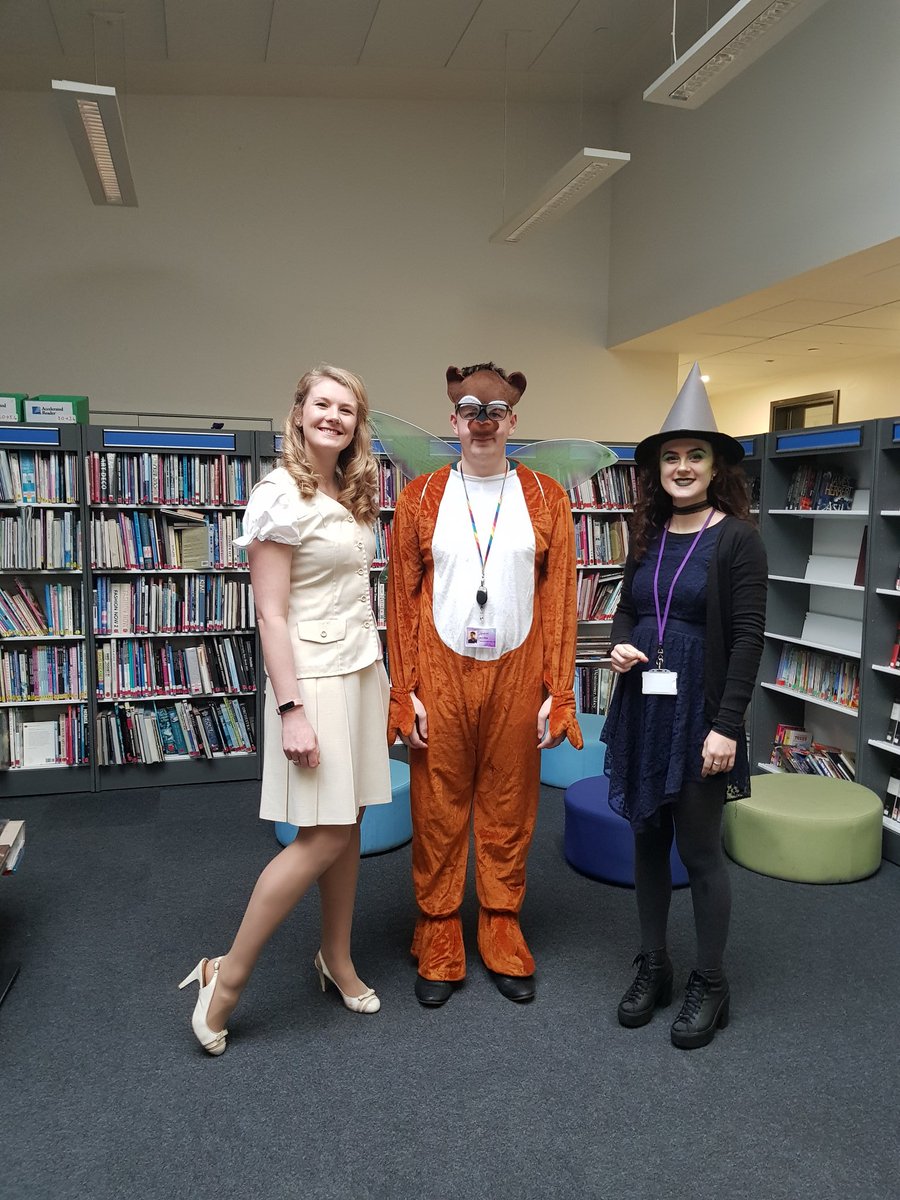 EngRWI's tweet photo. Expressive arts taking this years #WorldBookDay Heroes and Villains theme very seriously with characters from Wicked! https://t.co/477mcDUBh1