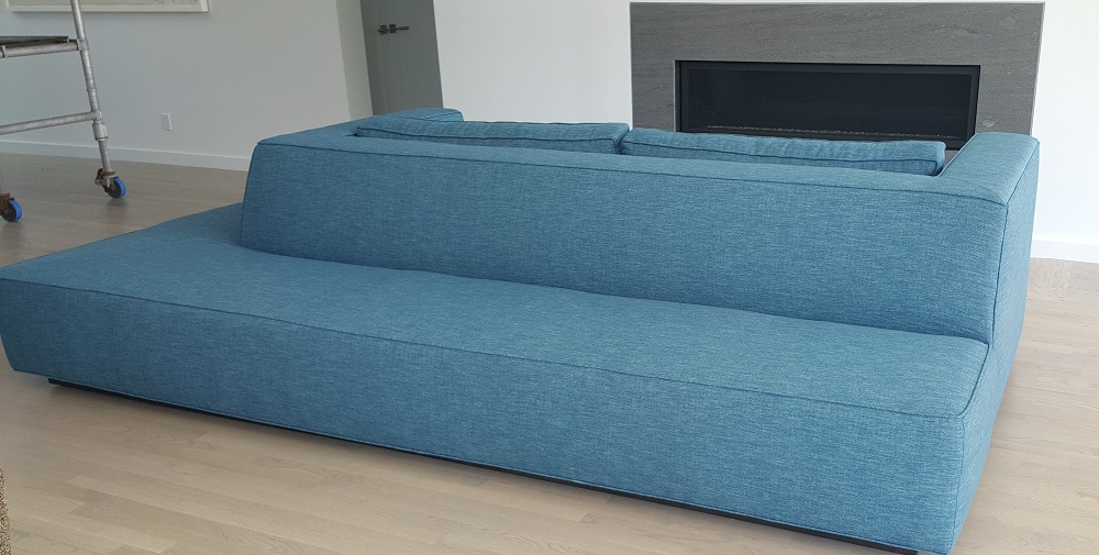 CaliforniaSofa's tweet photo. We pride ourselves in our attention to detail. 

#CaliforniaSofa #calsofa #calisofa #Cramer #designpassion #interiorlovers #finditstyleit #interiorboom #topstylefiles #modernhome #interior123 #interiorforinspo #interiordesire #interiordetails #mymidcenturymix https://t.co/h48S0MBzC4