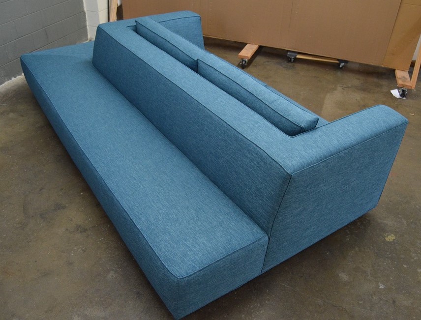 CaliforniaSofa's tweet photo. We pride ourselves in our attention to detail. 

#CaliforniaSofa #calsofa #calisofa #Cramer #designpassion #interiorlovers #finditstyleit #interiorboom #topstylefiles #modernhome #interior123 #interiorforinspo #interiordesire #interiordetails #mymidcenturymix https://t.co/h48S0MBzC4