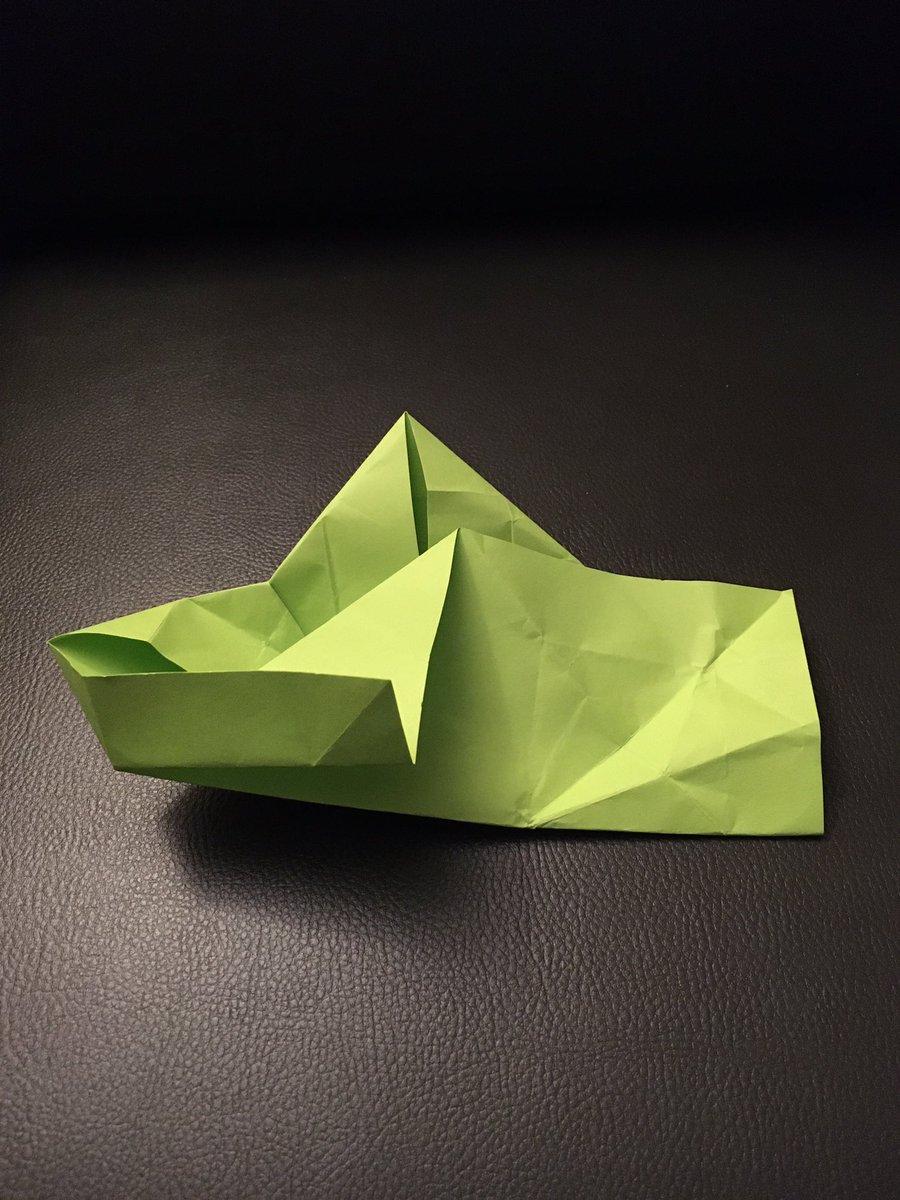 Ruth4170's tweet photo. Day 19: Okay, I spent a lot of time on this and it sort of looks like the photo, but I don’t get how this is going to be a petal bowl. Will give it another try later. #digme406 https://t.co/cVqDN3saY6