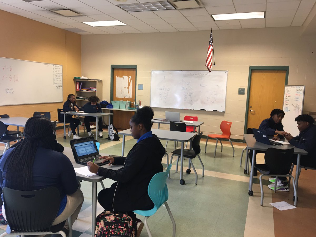 NazPrepMath's tweet image. Starting up a Peer Tutoring Program @NazPrep - first session was successful!