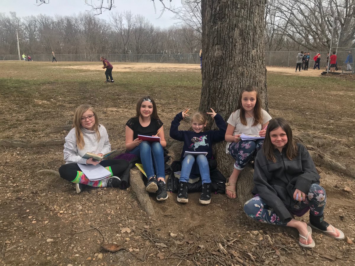 mrsbschatz's tweet photo. These girls have started their own book club. Membership has grown since this picture, and they are having a blast. “Mrs. Schatz, do you have any sentences that we can correct during book club?” Loving their love for reading! @SULLELEM #SESEaglePride https://t.co/U3I76YgELo