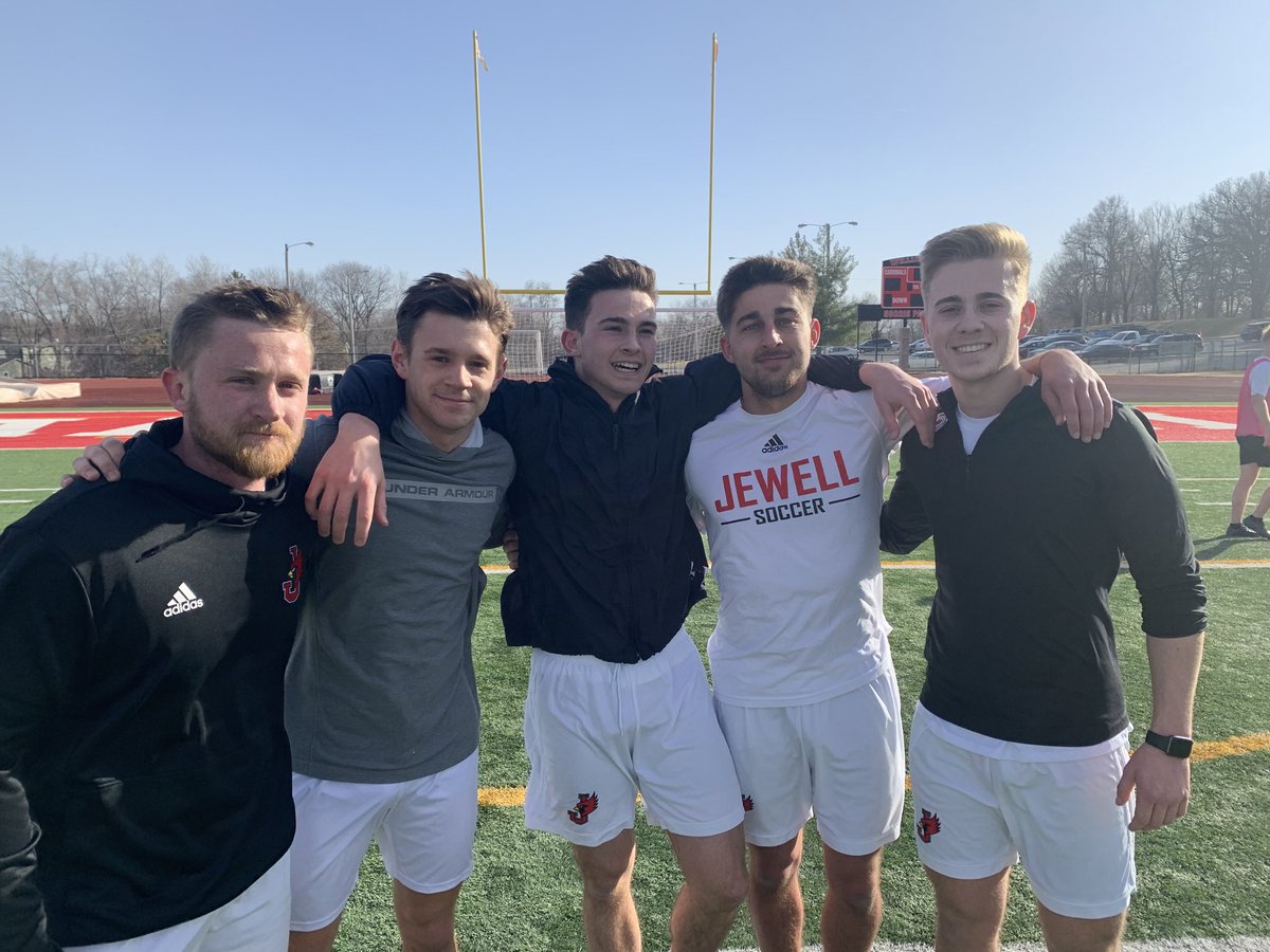 JewellMSoccer's tweet photo. Our QT Champions on the day. QT is “quick transition” and has nothing to do with looks with this group of champions 😂😂 https://t.co/g7OFe9yGSP
